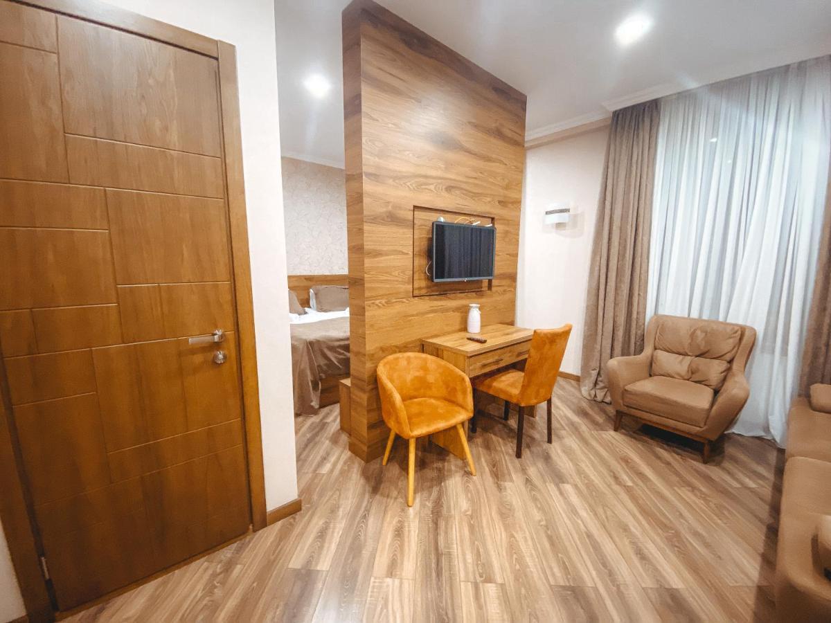 Sunset Tbilisi Luxury Aparthotel Kültér fotó